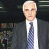 Bizi babam ynetir