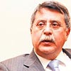 Biz makamda icazetle oturmayz