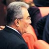 Vcuda gre Anayasa elbisesi