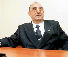 Fabrikaya kondular