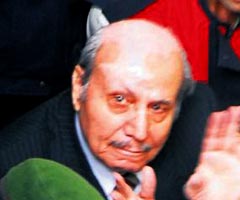 Gazeteci vurmu adamm! 